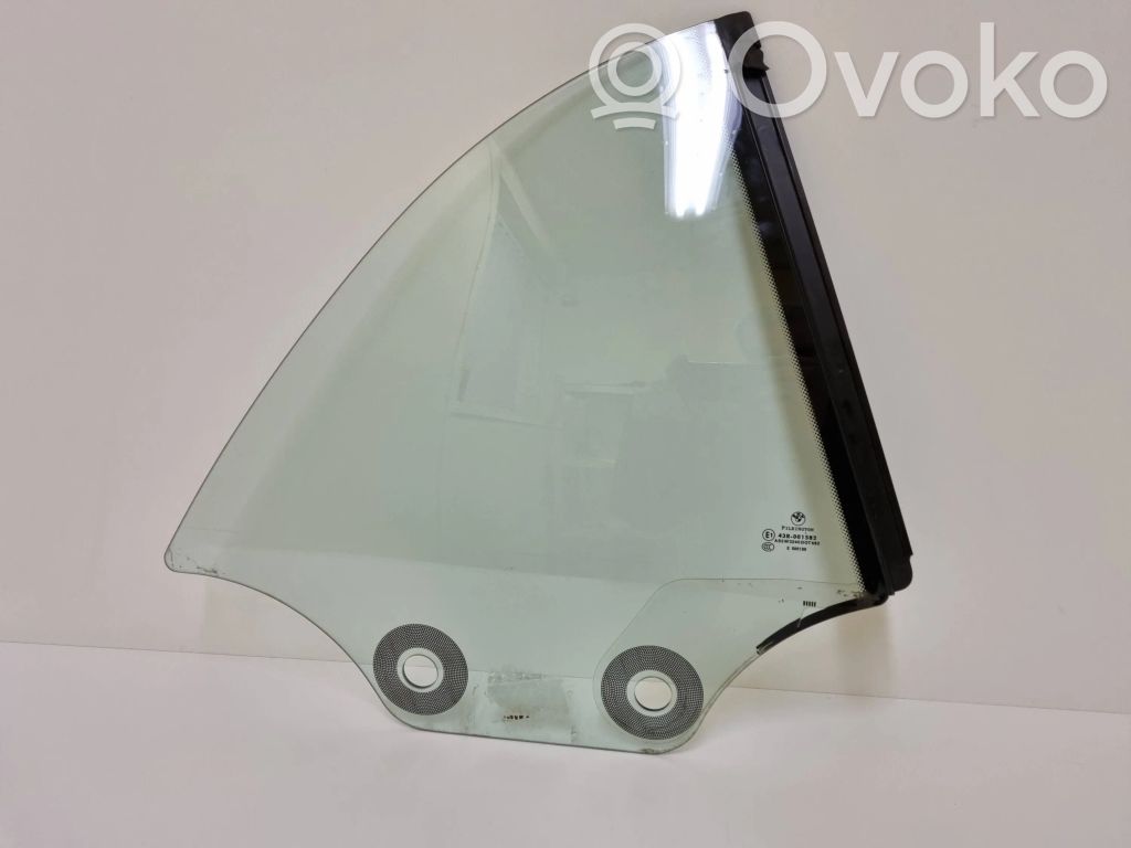 BMW 1 E82 E88 Rear side window 