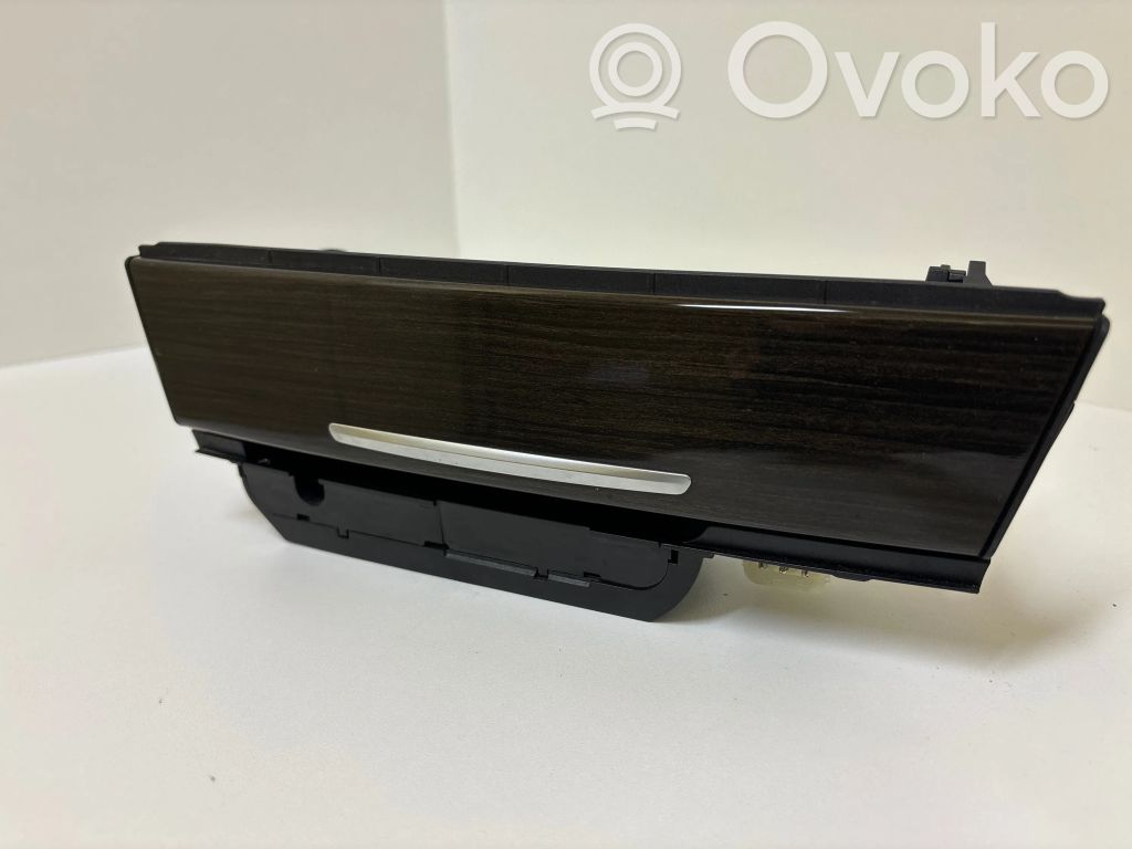 BMW 7 F01 F02 F03 F04 Car ashtray 