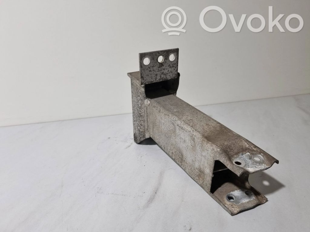 BMW X3 E83 Front bumper mounting bracket 