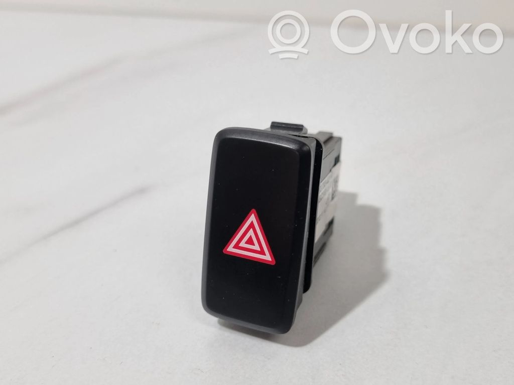 KIA Ceed Hazard light switch 