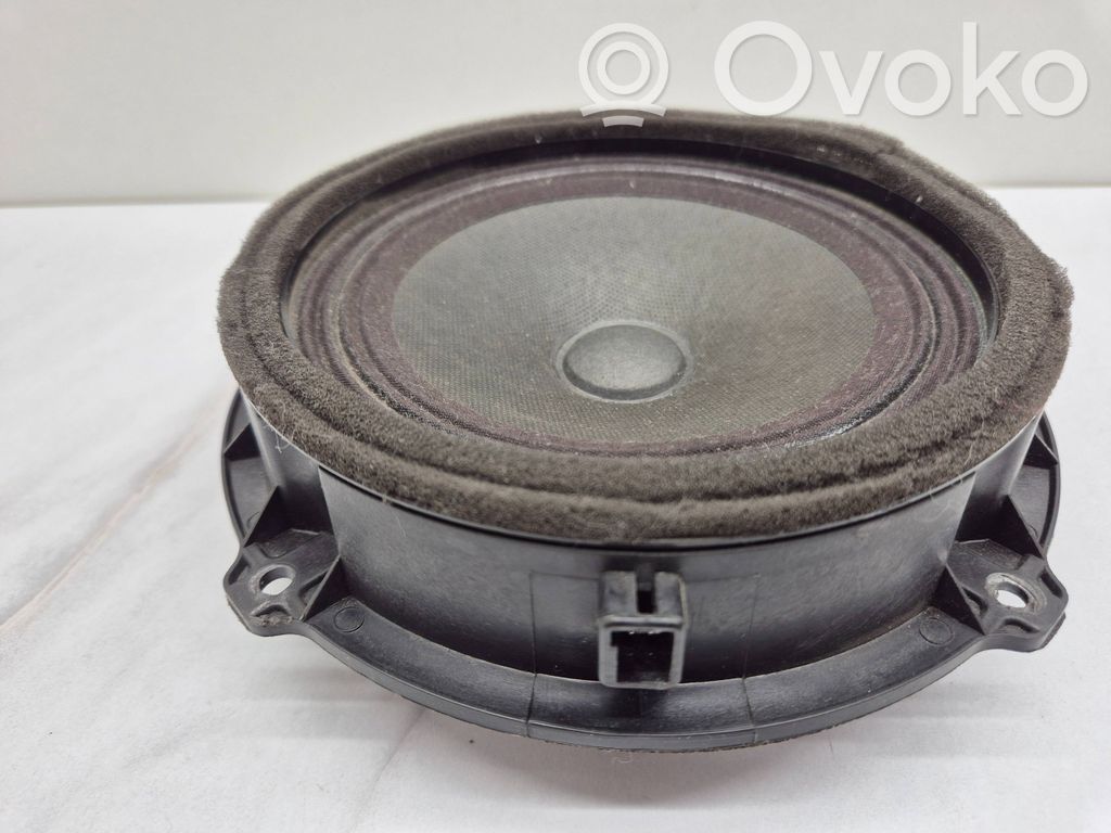 KIA Ceed Front door speaker 