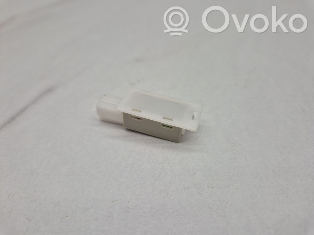 Audi Q3 8U Otras luces interiores 