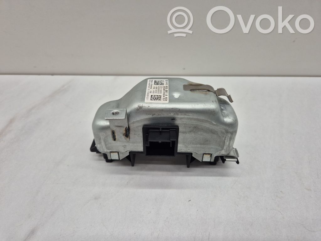Audi Q3 8U Blokada kolumny kierownicy 