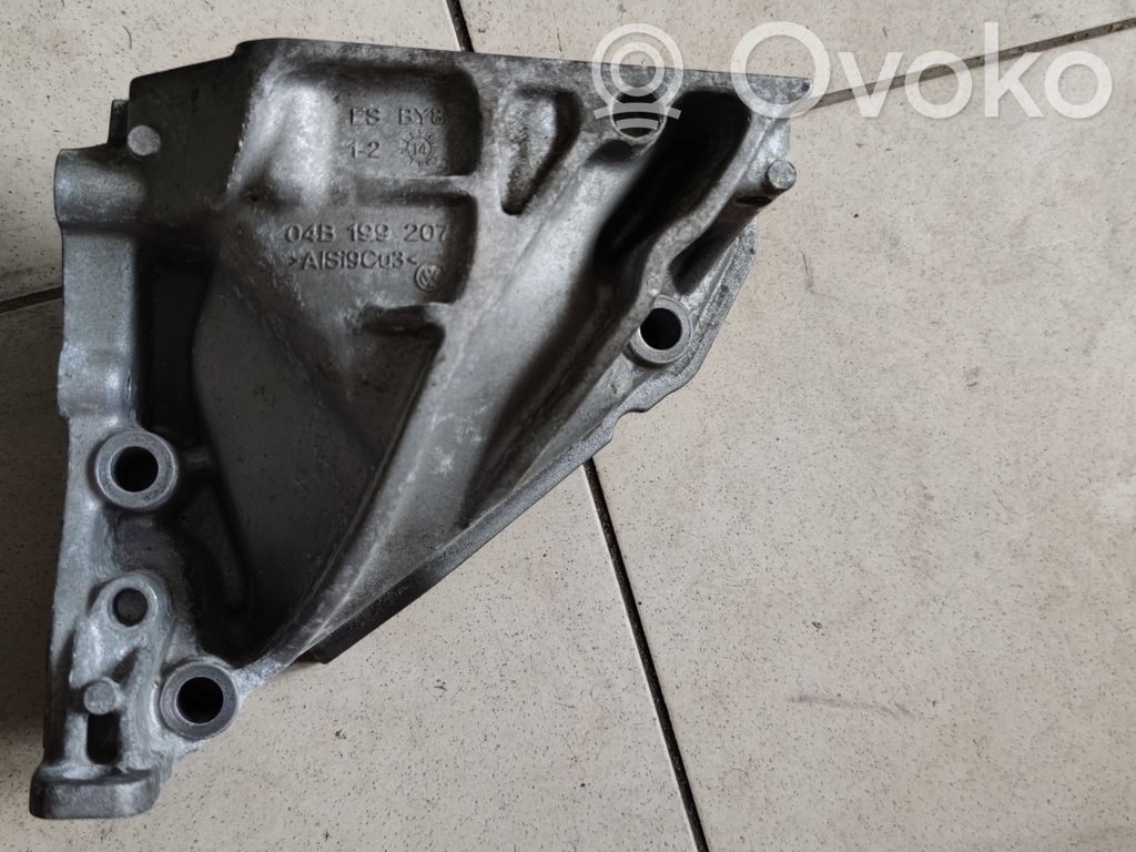 Volkswagen Polo V 6R Engine mounting bracket 