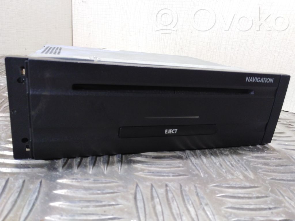Volkswagen Phaeton Navigation unit CD/DVD player 