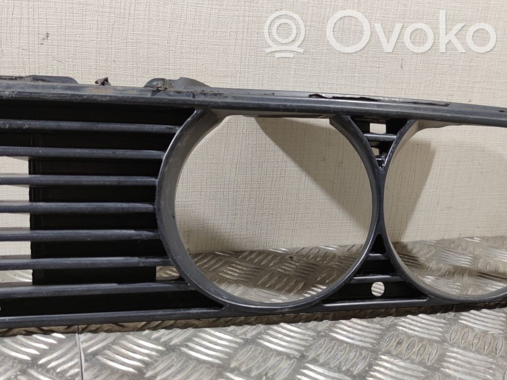 BMW 3 E30 Front grill 