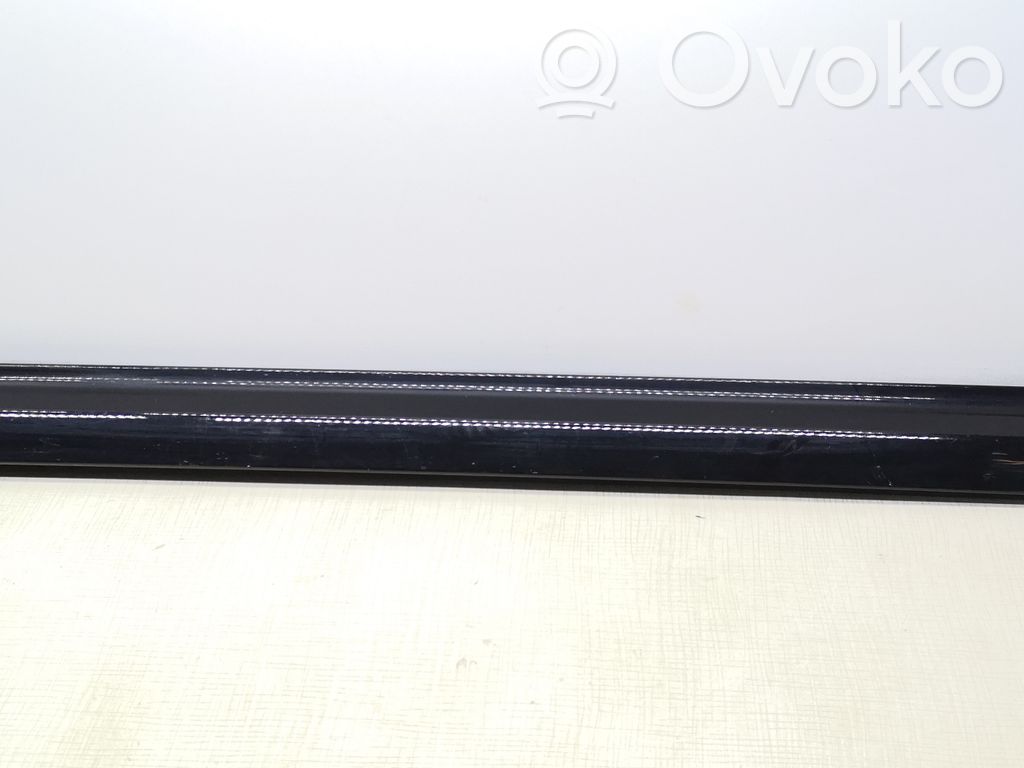 Audi A8 S8 D3 4E Etuoven lista (muoto) 
