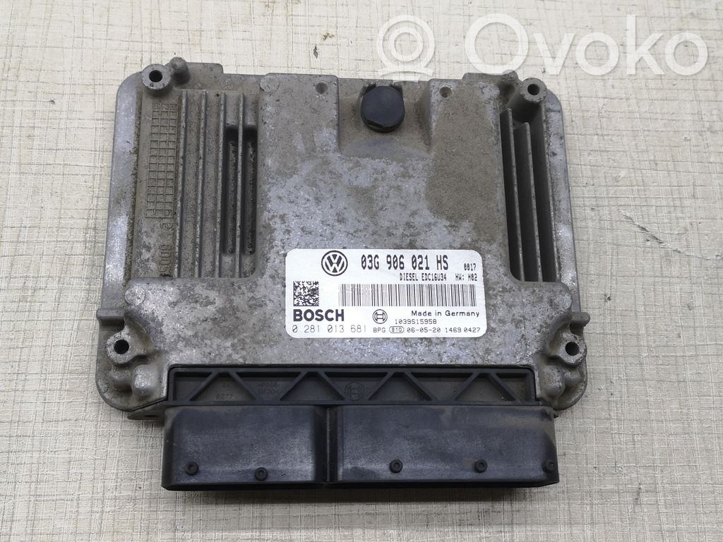 Volkswagen Caddy Calculateur moteur ECU 