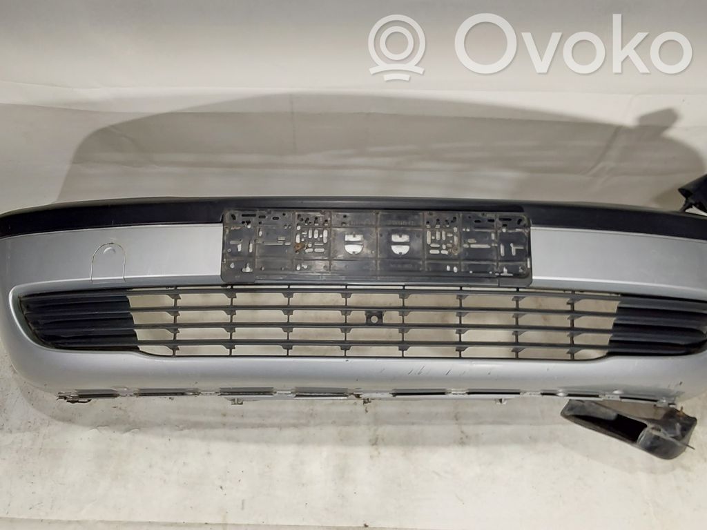Opel Zafira A Front bumper 