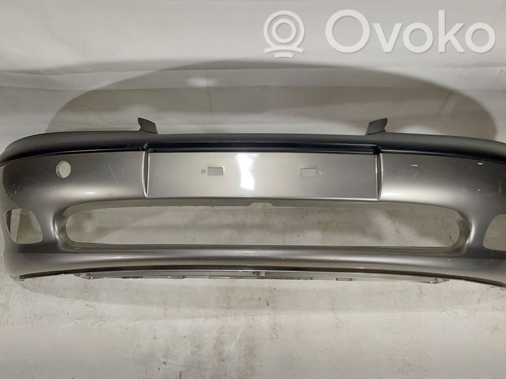 Opel Vectra B Parachoques delantero 