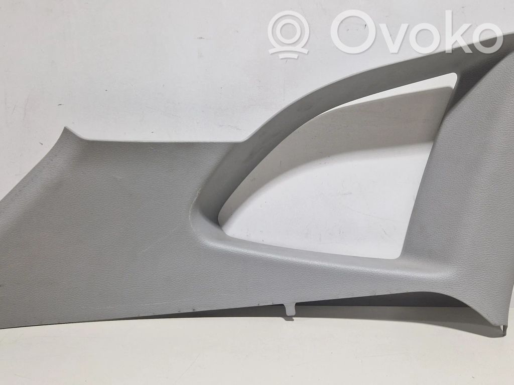 BMW X1 E84 Pilar (D) (superior) 