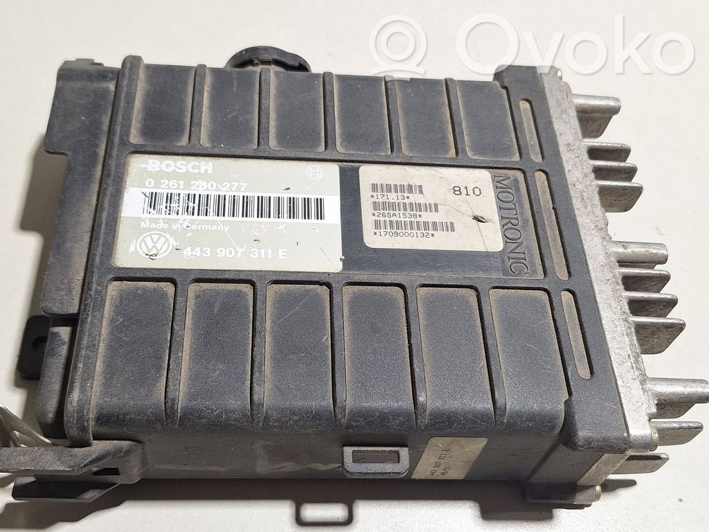 Volkswagen PASSAT B3 Engine control unit/module 
