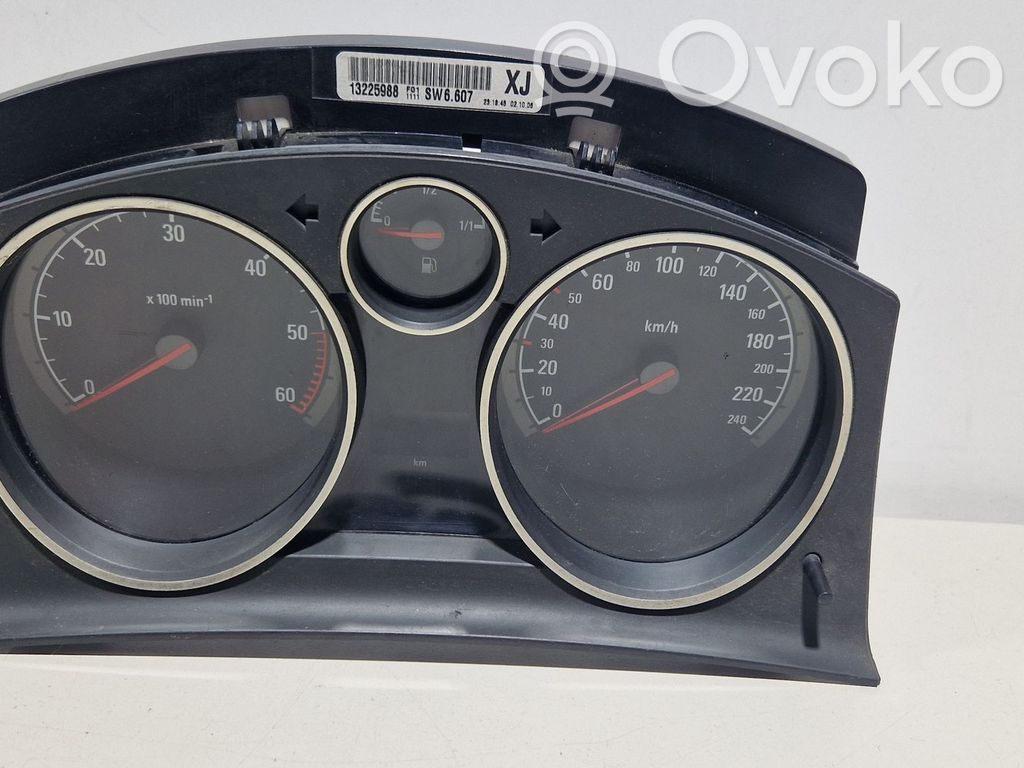 Opel Zafira B Licznik / Prędkościomierz 