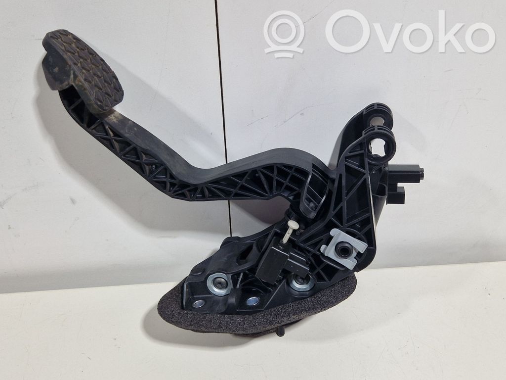Ford B-MAX Sankabos pedalas 