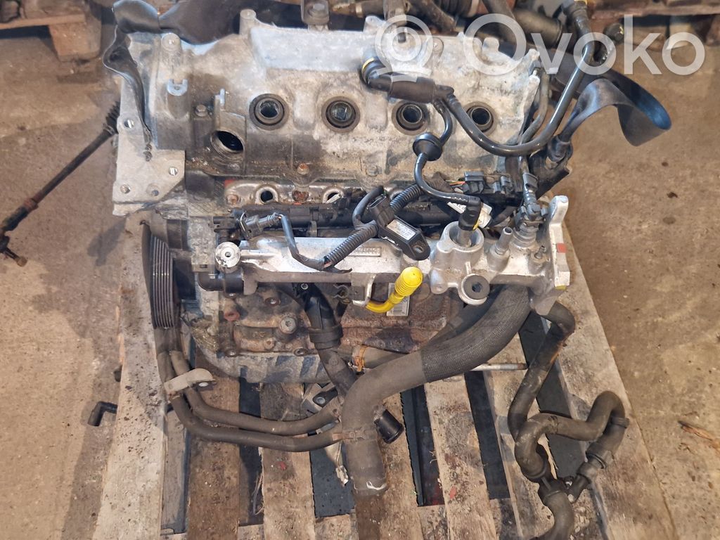 Engine   8201070013,D4F,K782,8200460196