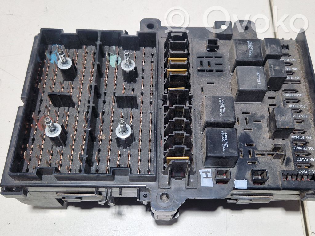 Chrysler Voyager Comfort/convenience module 