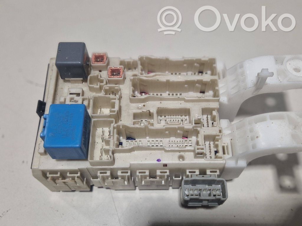 Toyota Yaris Module de fusibles 