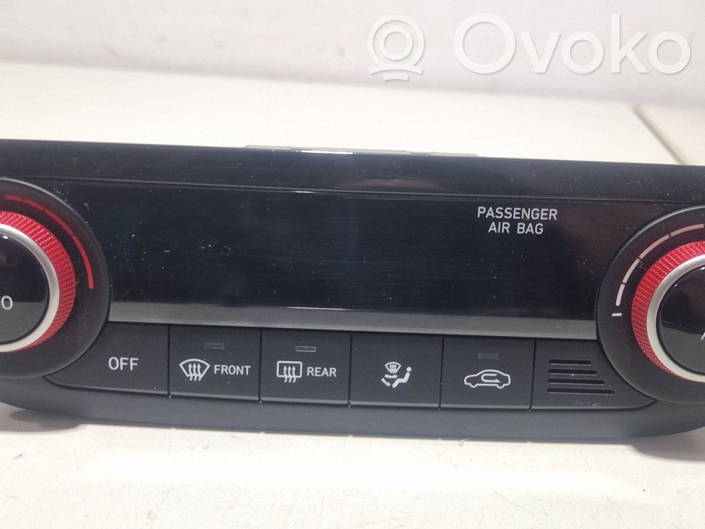 Hyundai i10 Climate control unit 