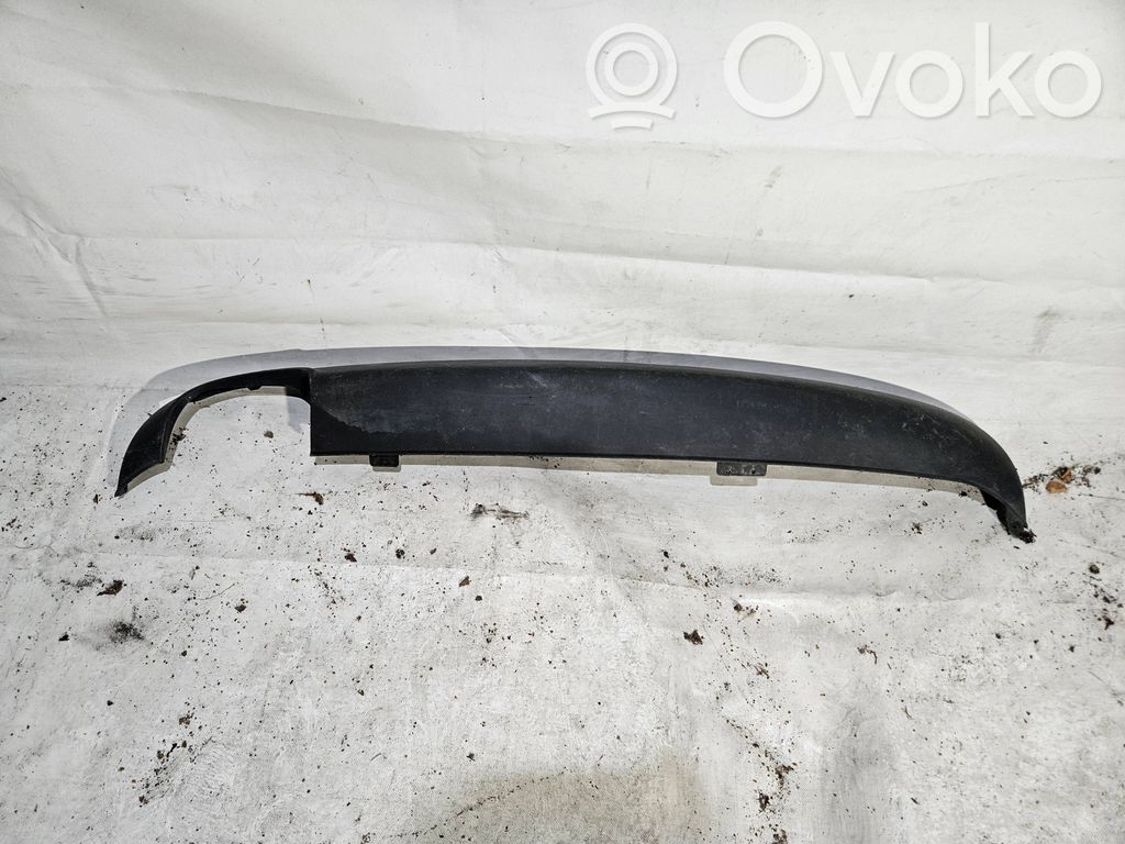 Audi A4 S4 B6 8E 8H Moldura inferior del parachoques trasero 