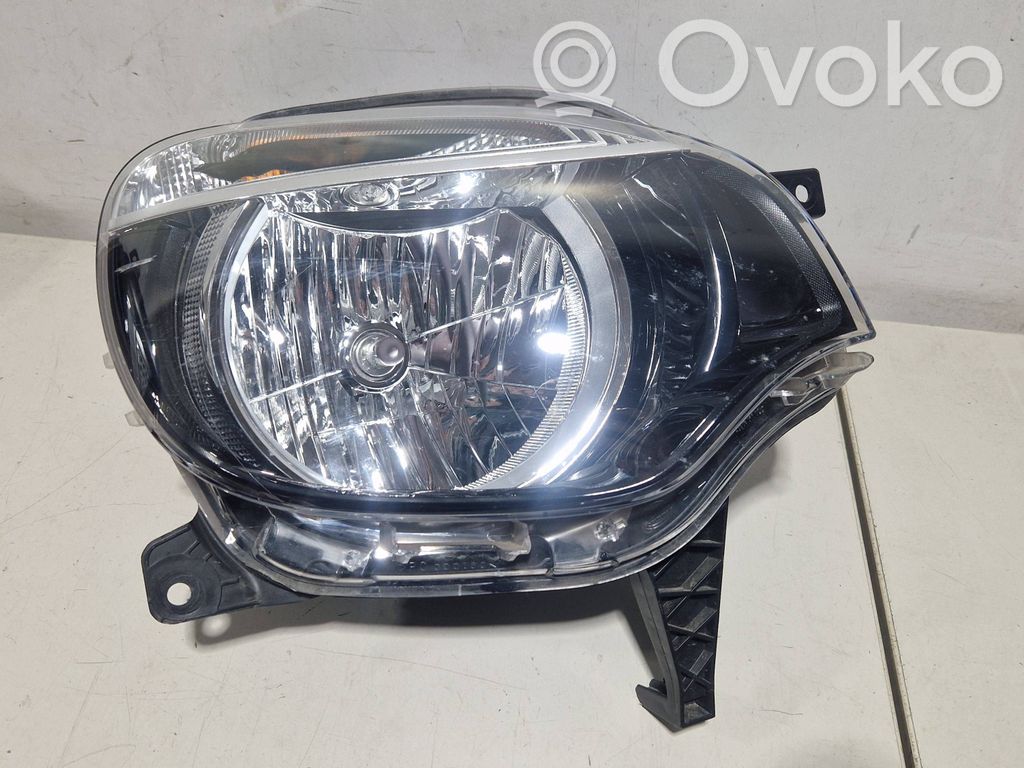 Renault Twingo III Headlight/headlamp 