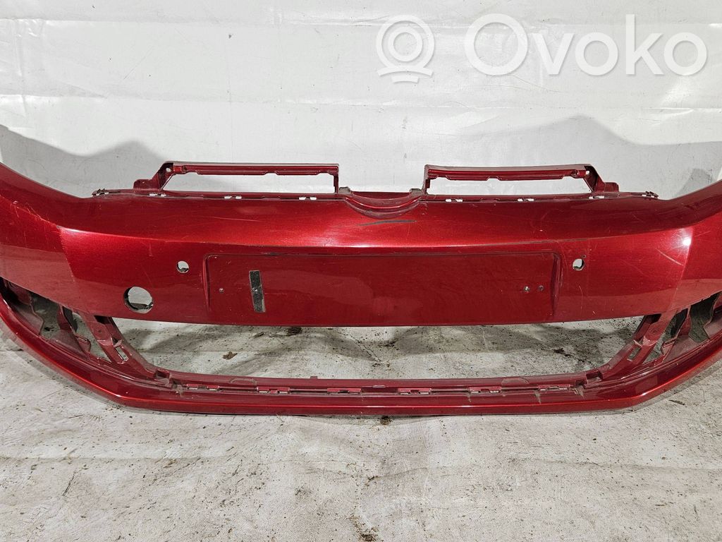 Volkswagen Golf VI Parachoques delantero 