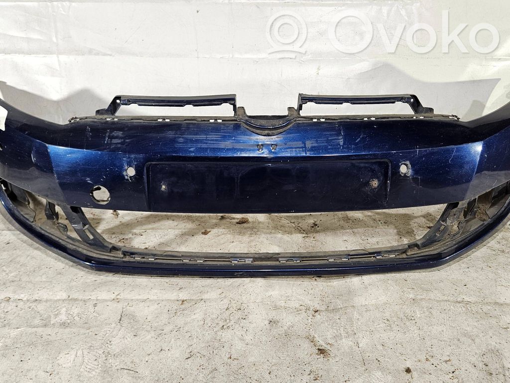 Volkswagen Golf VI Parachoques delantero 