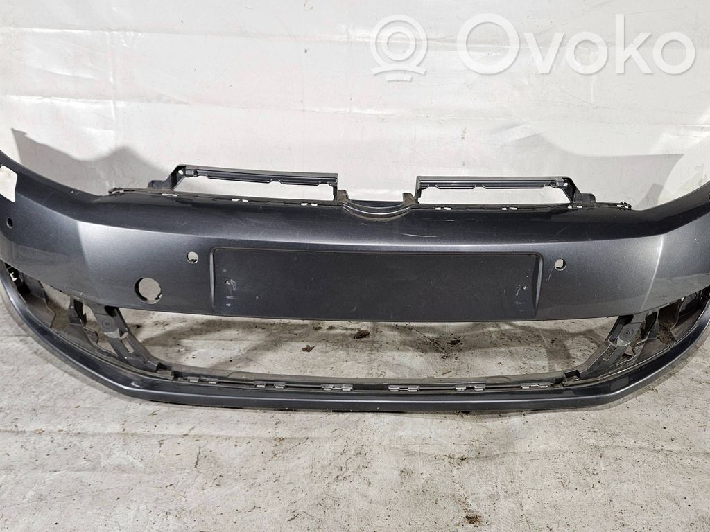 Volkswagen Golf VI Parachoques delantero 