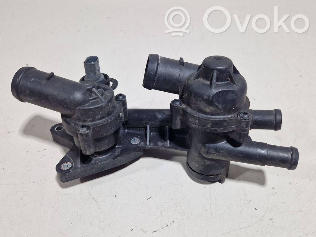 Termostat / Obudowa termostatu   03C121026