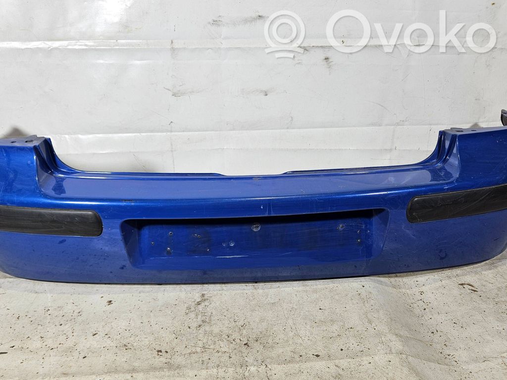 Volkswagen Golf IV Parachoques 