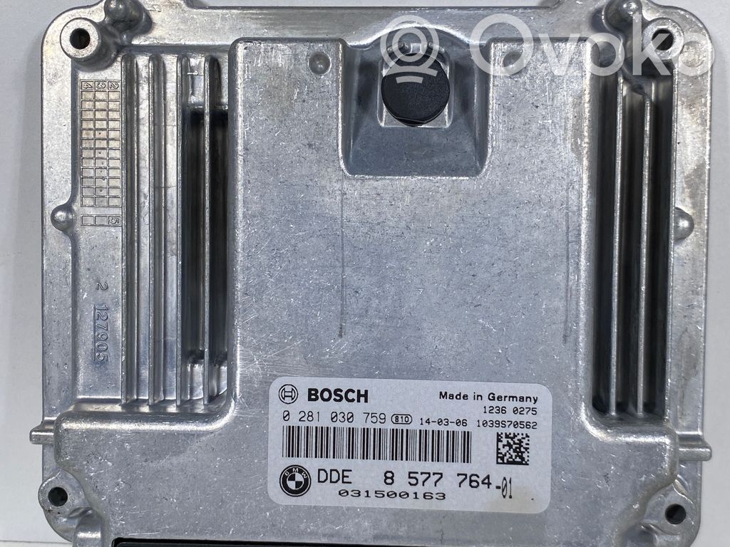 BMW 5 F10 F11 Engine control unit/module 