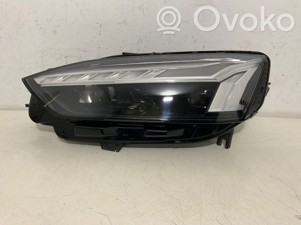 Audi A5 Headlight/headlamp 