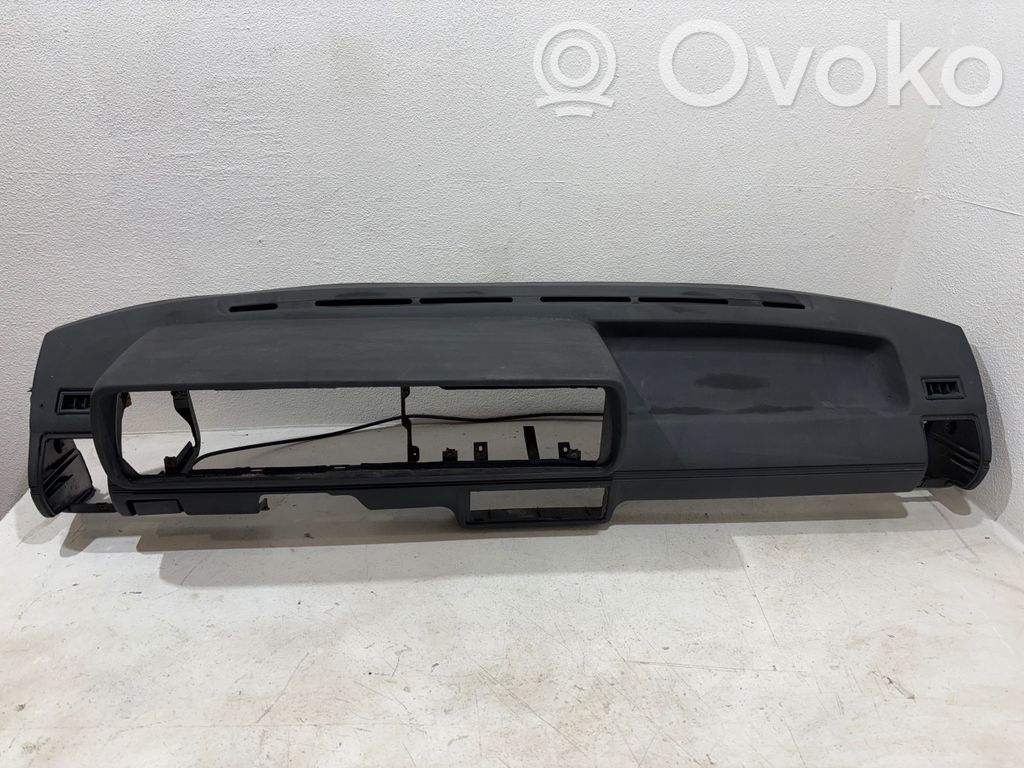 Volkswagen Golf I Kojelauta 
