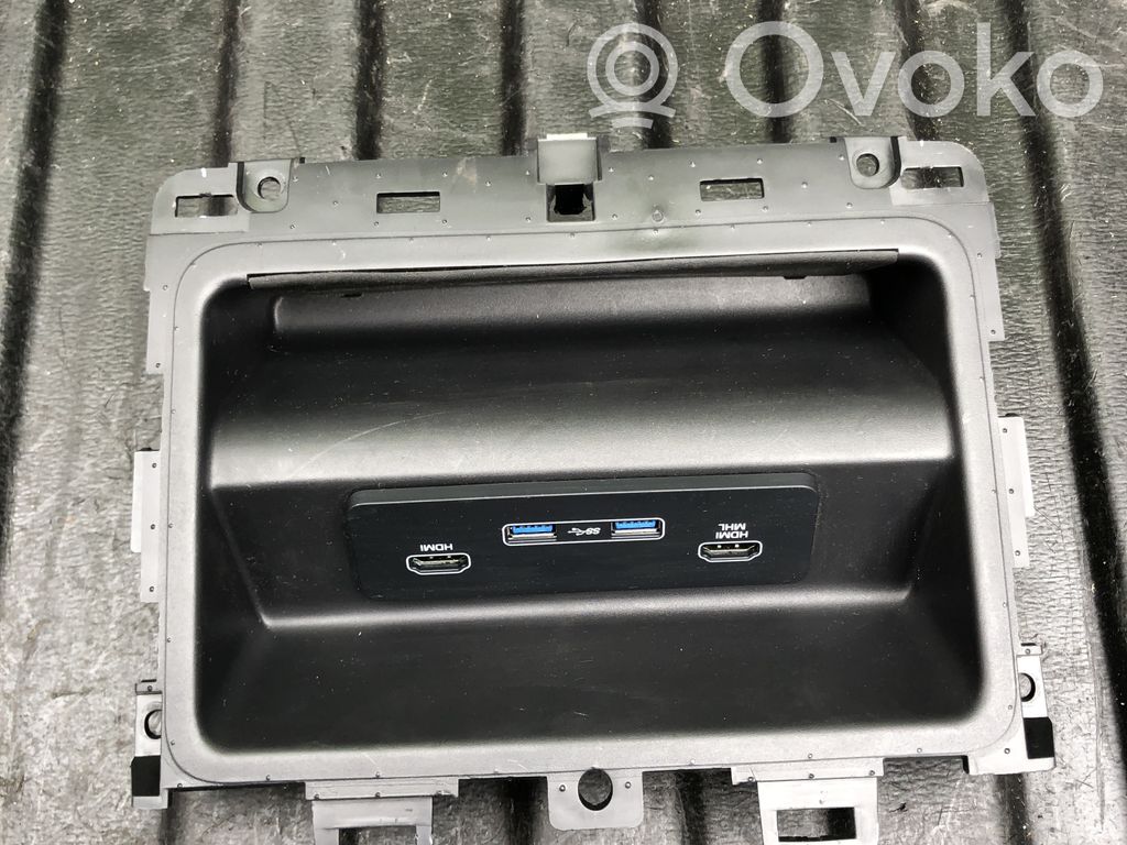 Land Rover Discovery 5 Enchufe conector USB 
