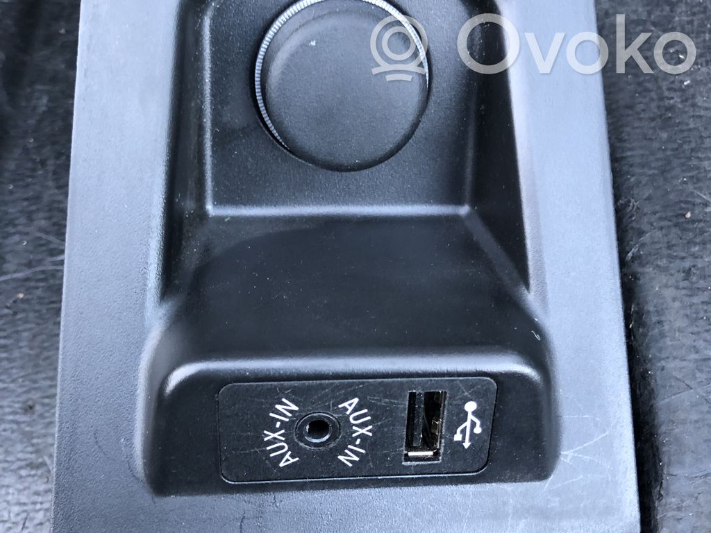 BMW X5 F15 Enchufe conector USB 