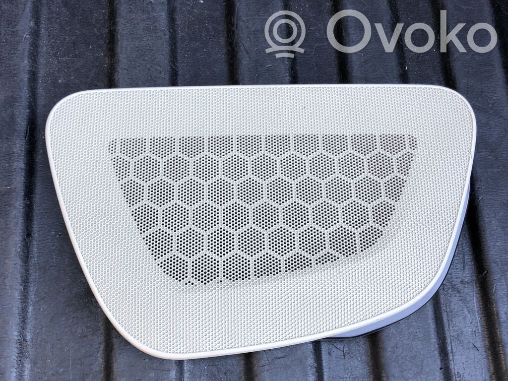 Volvo S90, V90 Rejilla/moldura del subwoofer 
