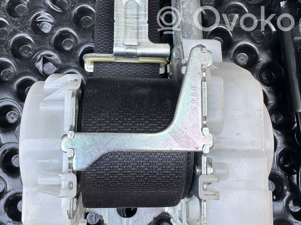 Lexus RX 450H Cinturón delantero 