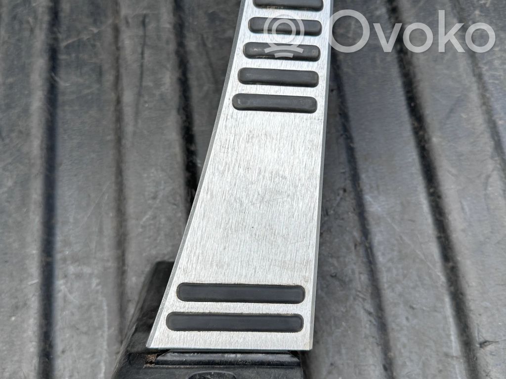 Volvo S90, V90 Kaasupoljin 