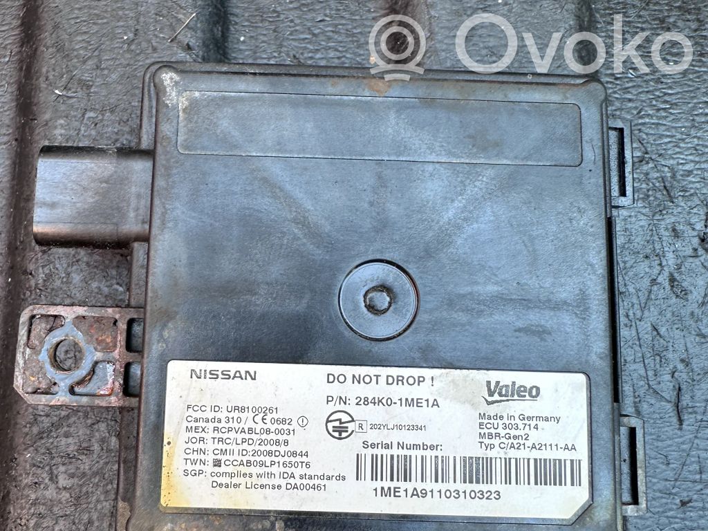 Infiniti M30 Blind spot module 