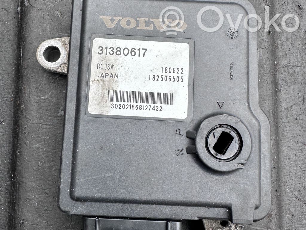 Volvo S90, V90 Pavarų dėžės valdymo blokas 