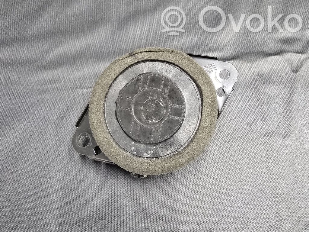 Lexus RX 450H Altavoz del panel 