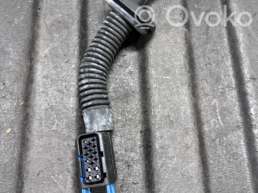 Volvo S90, V90 Cableado de puerta trasera 