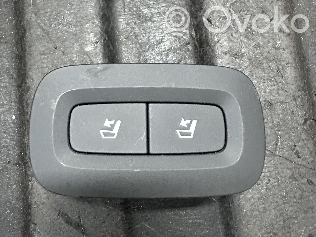 Volvo S90, V90 Seat control switch 