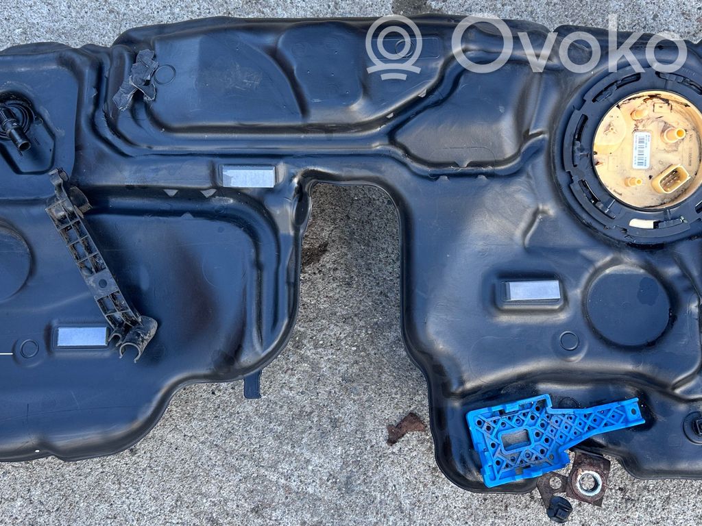 Volvo V60 Zbiornik paliwa 