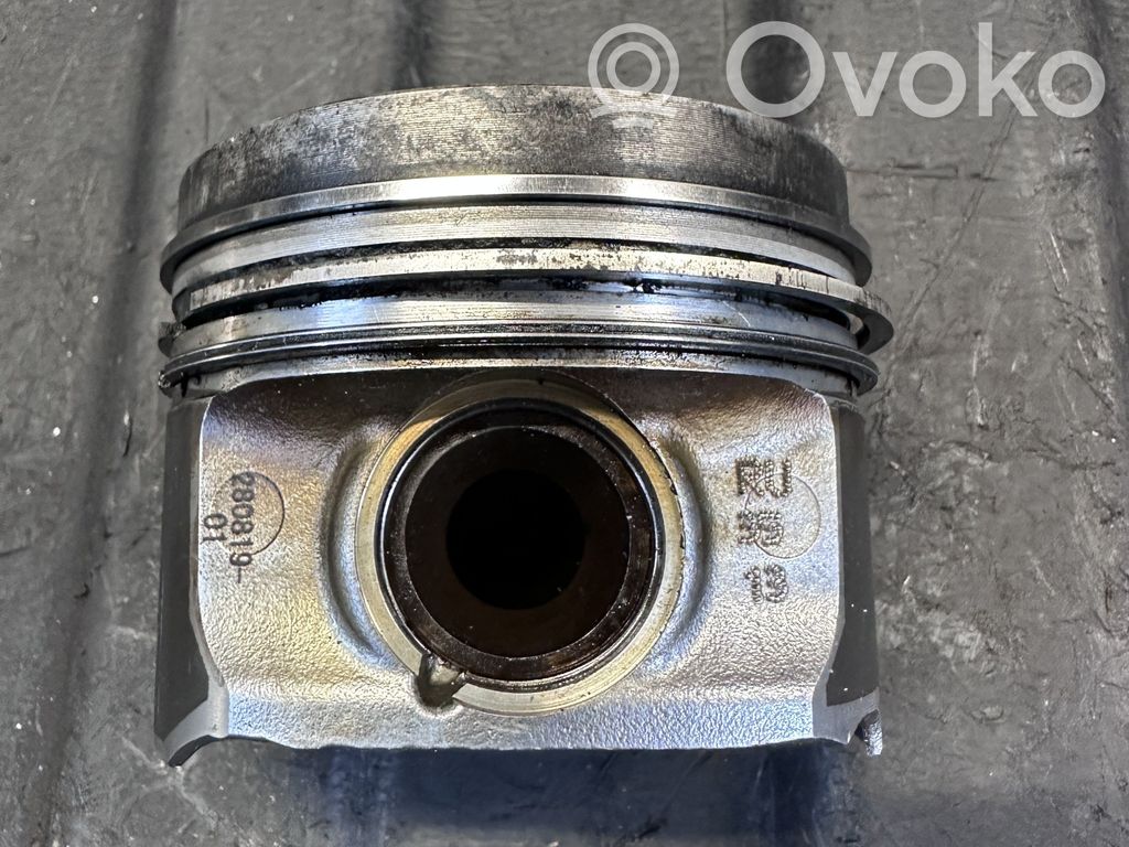 Volvo V60 Piston 