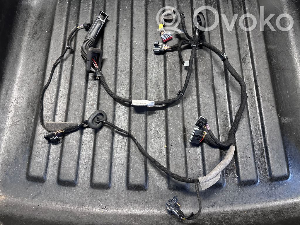Volvo S90, V90 Wiązka przewodów drzwi przednich 