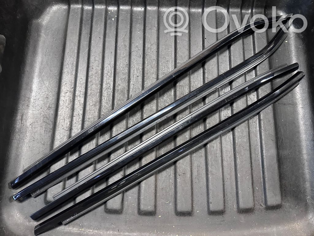 BMW X3 G01 Boczki / Tapicerka drzwi / Komplet 