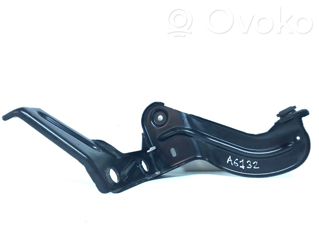 Audi A6 S6 C6 4F Intercooler pipe mounting bracket 