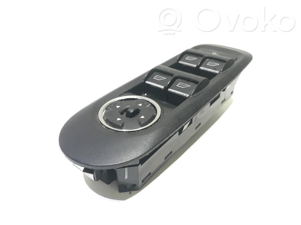 Electric window control switch   AM2T14A132AA