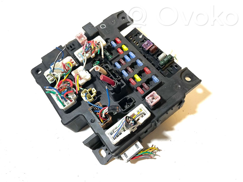 Mitsubishi Outlander Fuse module 