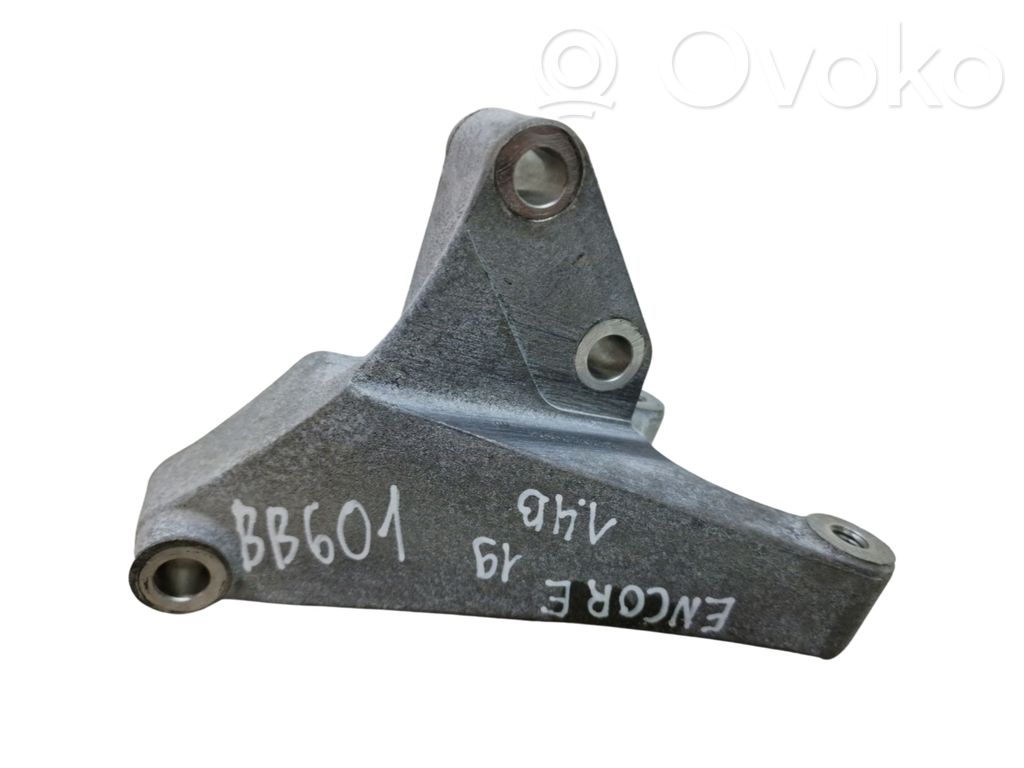 Buick Encore I Engine mounting bracket 